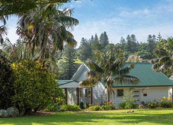 Copy of Ponciana-1 Why Choose Self‑Contained Accommodation on Norfolk Island in 2026